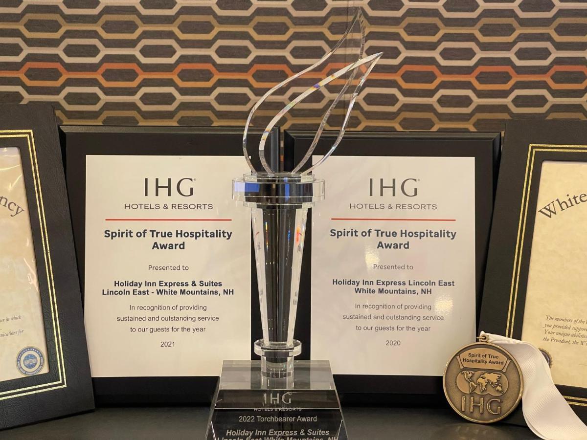 Holiday Inn Express & Suites - Lincoln East - White Mountains By Ihg Exteriör bild